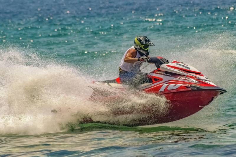 Permis jet ski pas cher à la Seyne sur mer